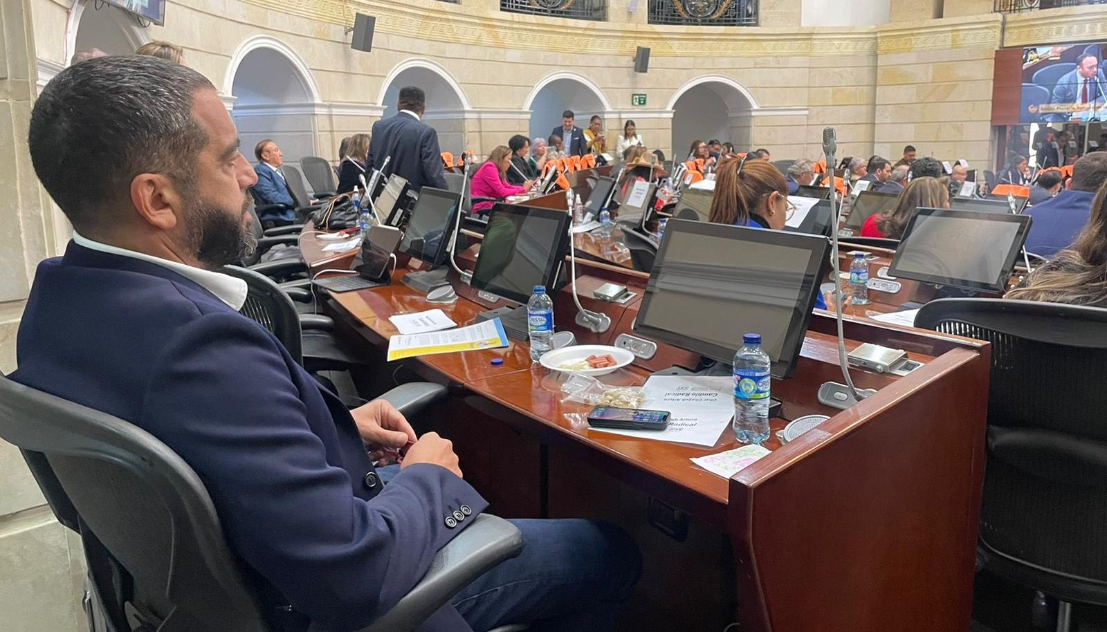 Arturo Char Chaljub en el Congreso de la República. 