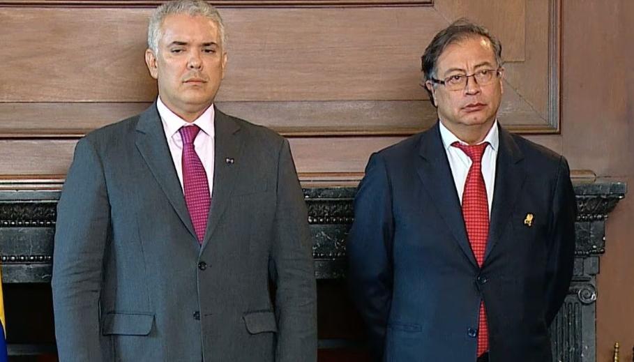 El Presidente Gustavo Petro y su antecesor, Iván Duque, en una imagen de archivo