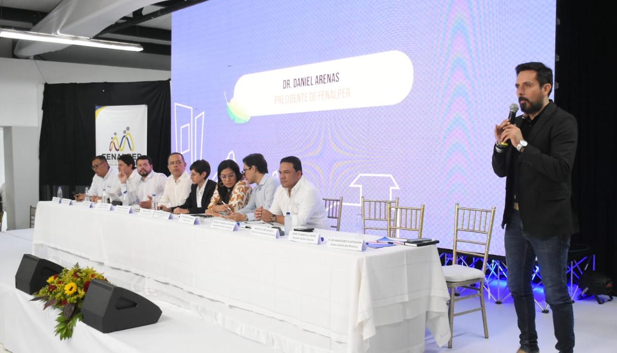 Delegados de la Federación Nacional de Personerías de Colombia.