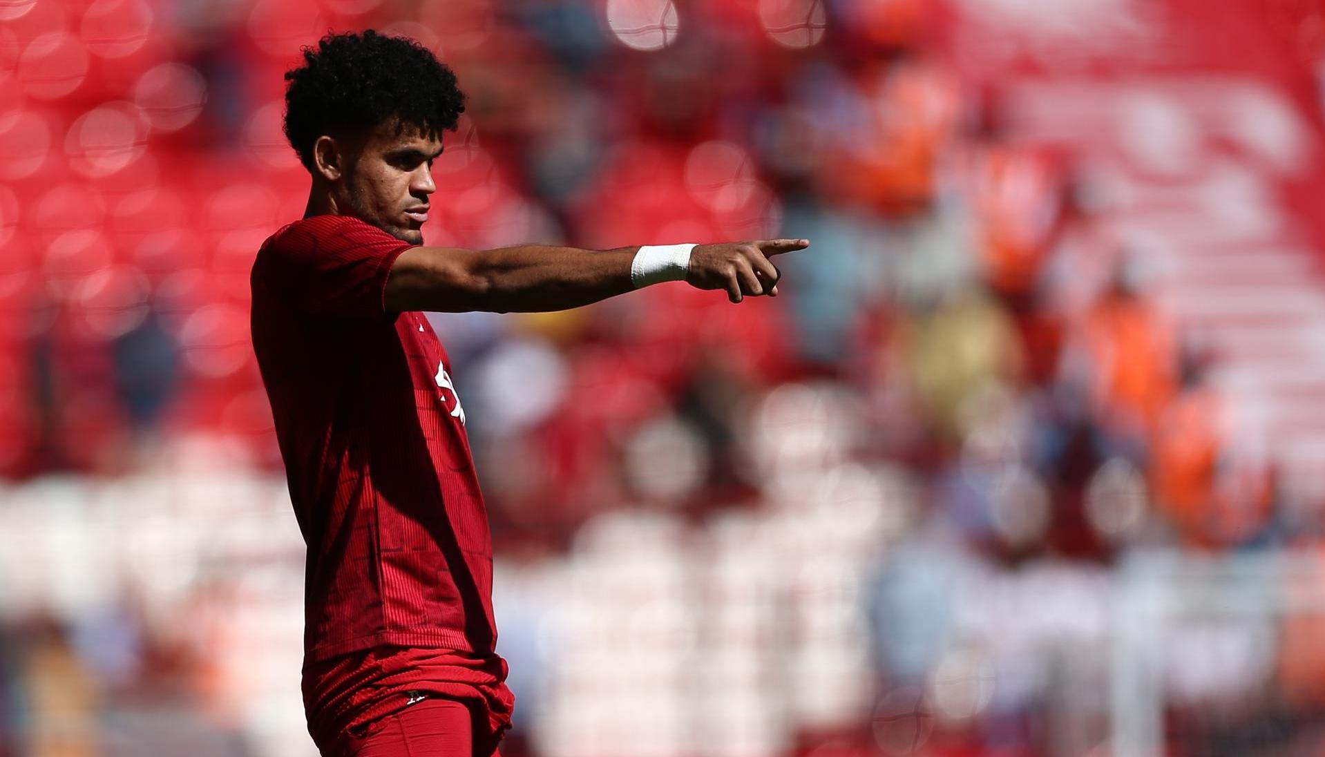 Luis Díaz en el partido contra el Aston Villa.