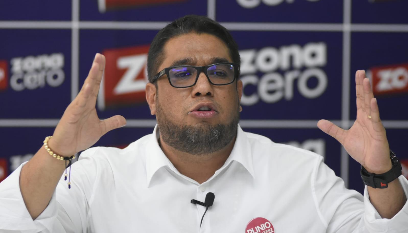 Plinio Cedeño Gómez, candidato a la Alcaldía de Puerto Colombia, en la entrevista con Zona Cero