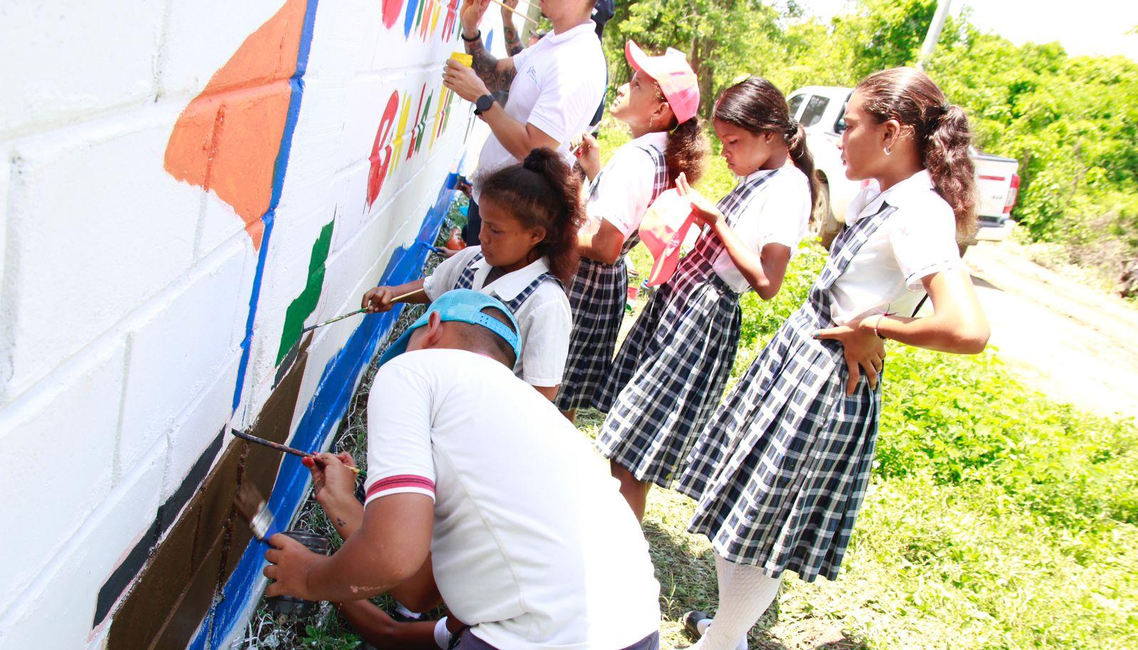 Estudiantes de la en IE Josefa Donado de la vereda  Cabica, en Soledad