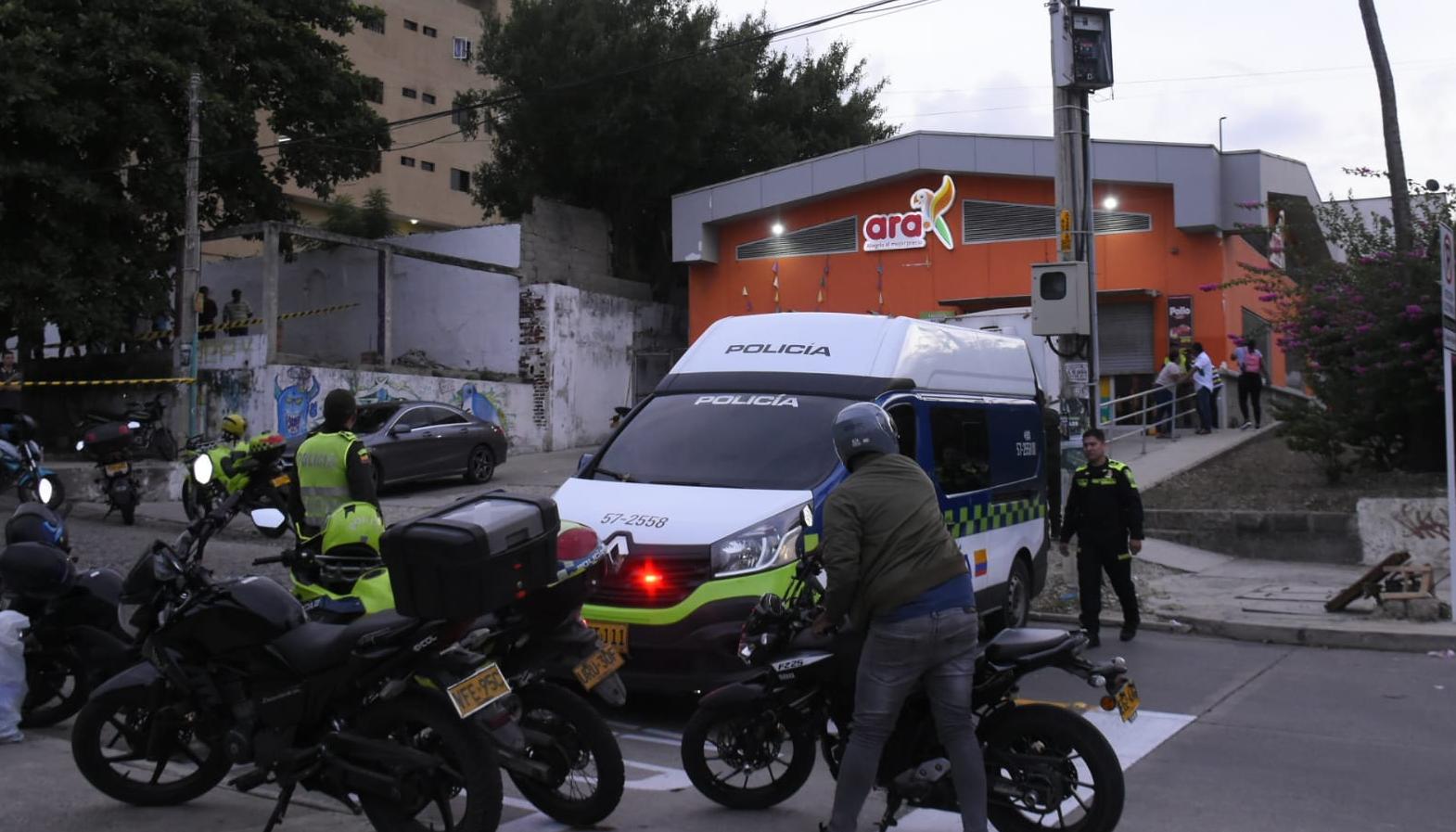 Sicariato en el Ara de la calle 80B con 42 D, del barrio Ciudad Jardín.