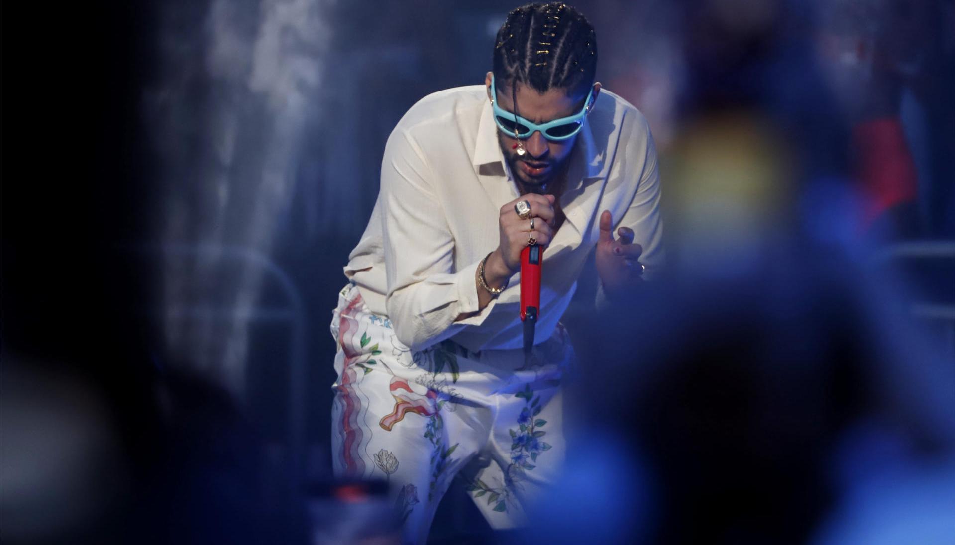 El cantante Bad Bunny en uno de sus recientes conciertos.