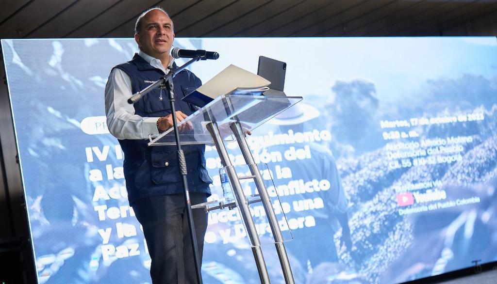 El Defensor del Pueblo, Carlos Camargo.