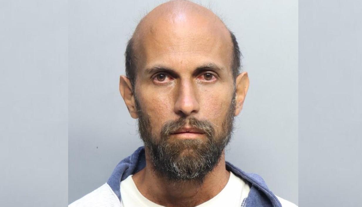Alier Ojeda Salas, de 42 años.