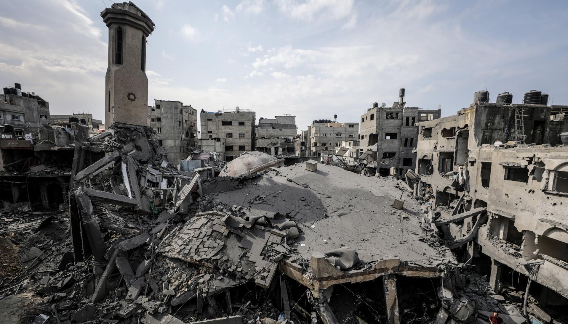 Mezquita destruida en la ciudad de Gaza.