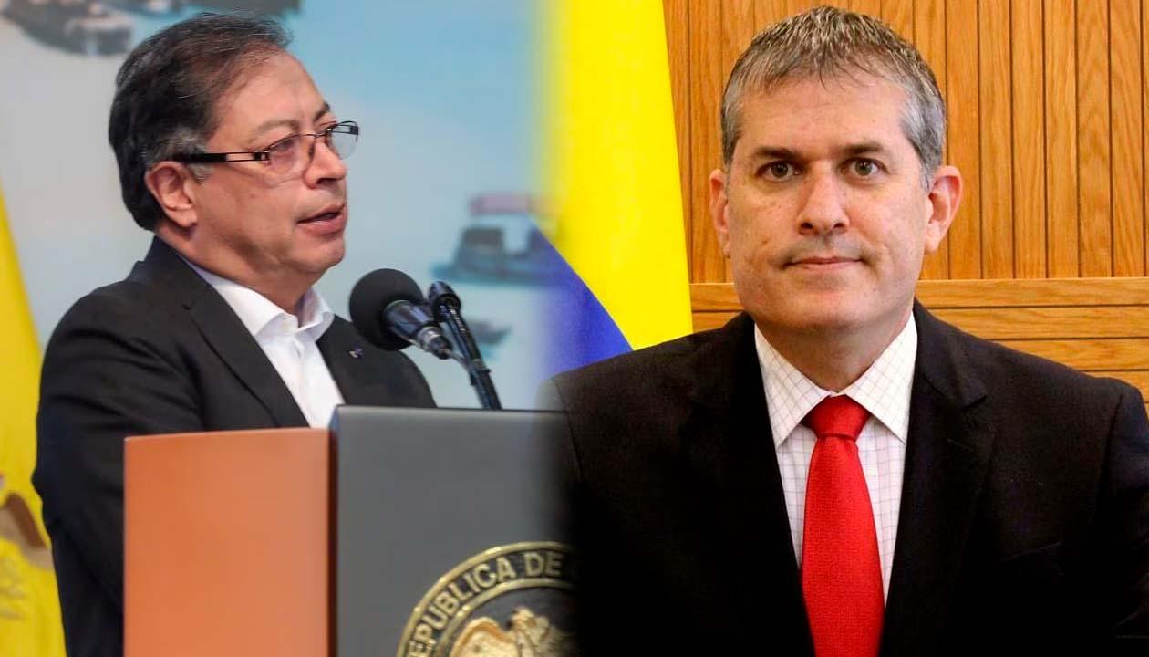 El Presidente Gustavo Petro y el embajador de Israel, Gali Dagan.