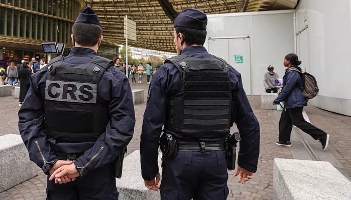 La seguridad fue reforzada en las terminales aéreas. 