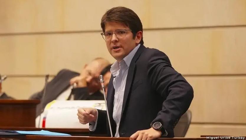 Senador del Centro Democrático Miguel Uribe Turbay, uno de los organizadores de la marcha.