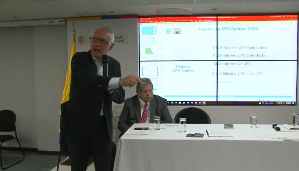 El Ministro de Salud, Guillermo Alfonso Jaramillo, durante la rueda de prensa.