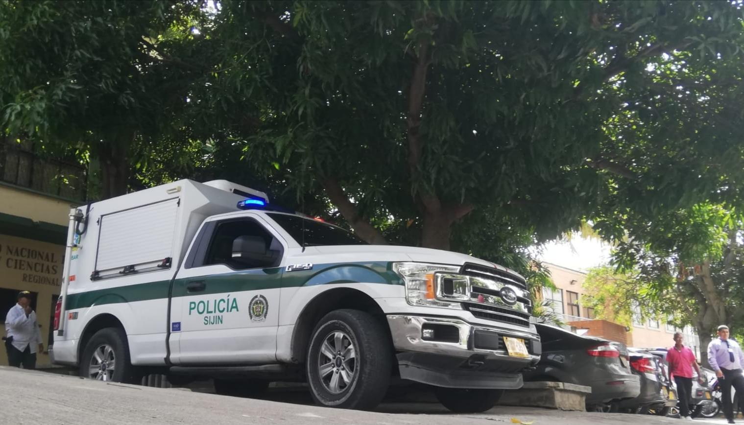 El cuerpo de la mujer fue llevado por la Sijin a Medicina Legal.