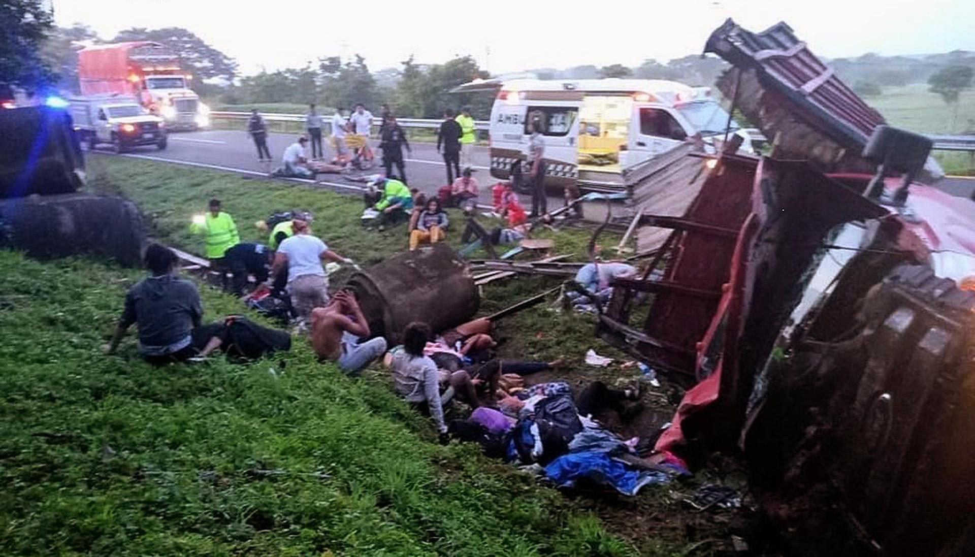 Migrantes que sobrevivieron a accidente en el sur de México