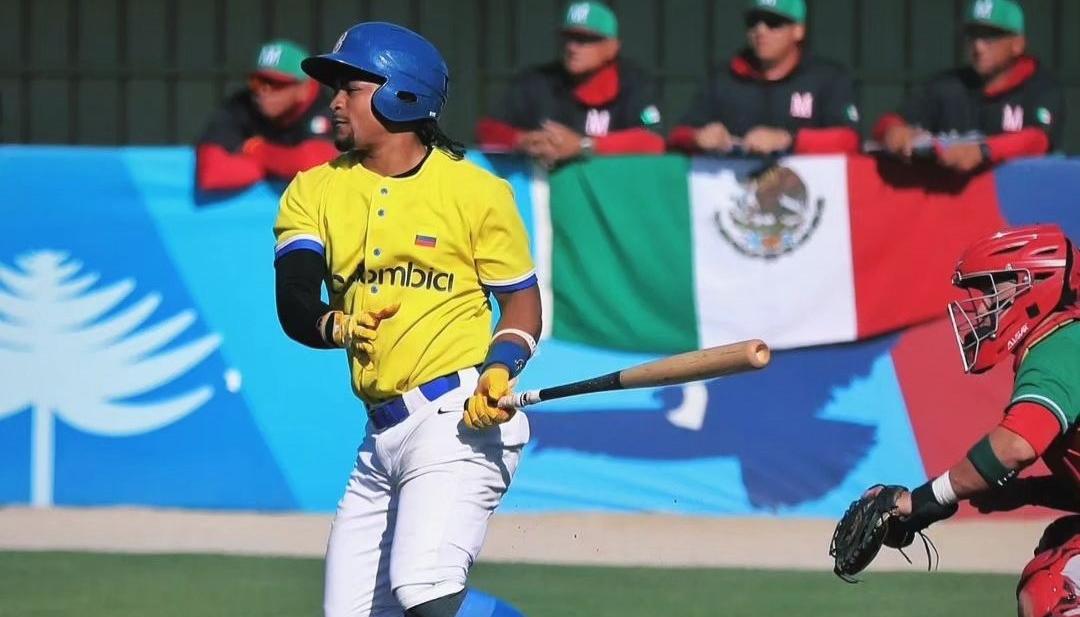 Carlos Arroyo conectó dos hits, entre esos un doblete. 