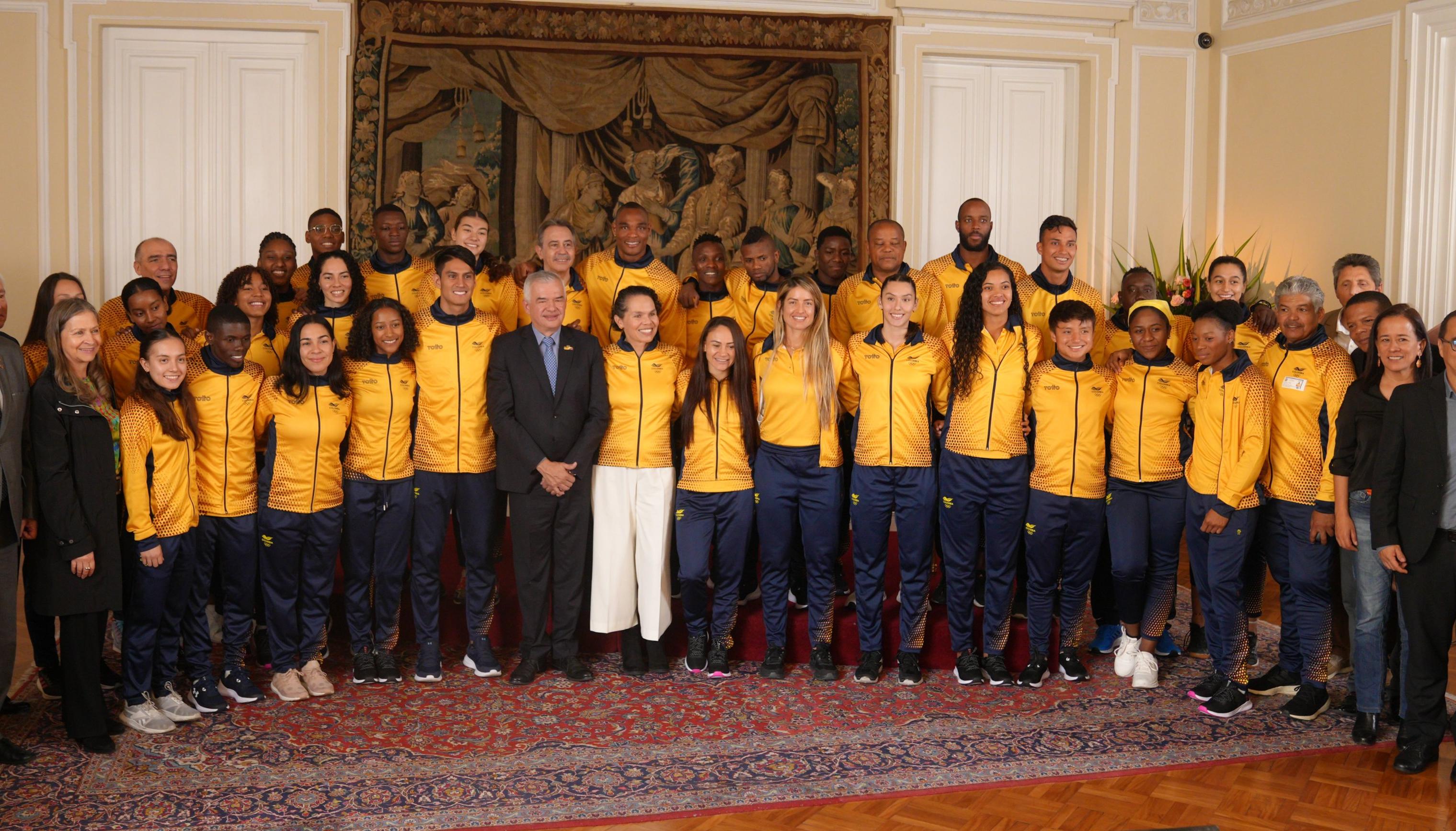 La delegación colombiana fue recibida en la Casa de Nariño por la ministra del Deporte Astrid Rodríguez. 