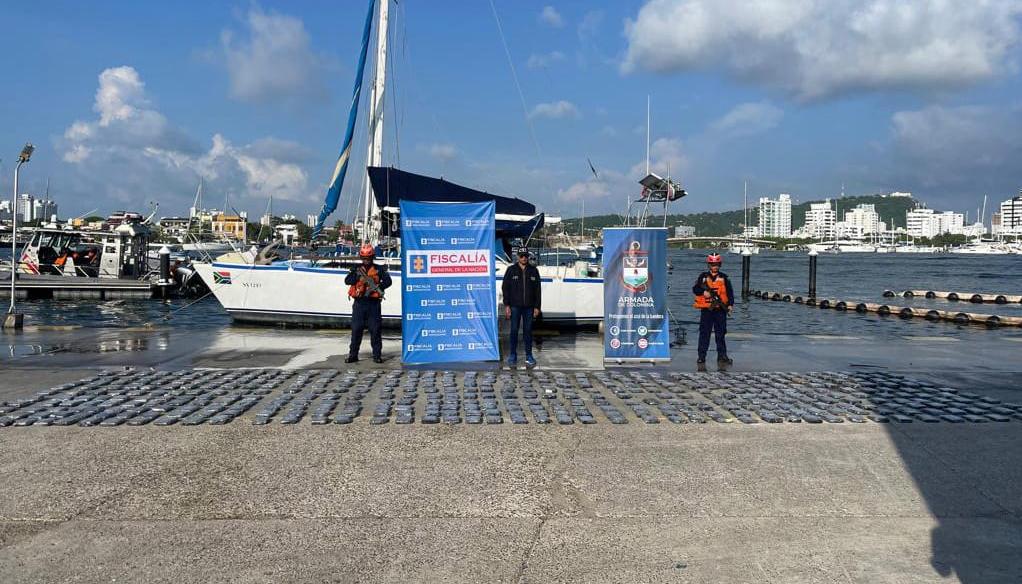 La droga incautada en un velero en aguas de Cartagena