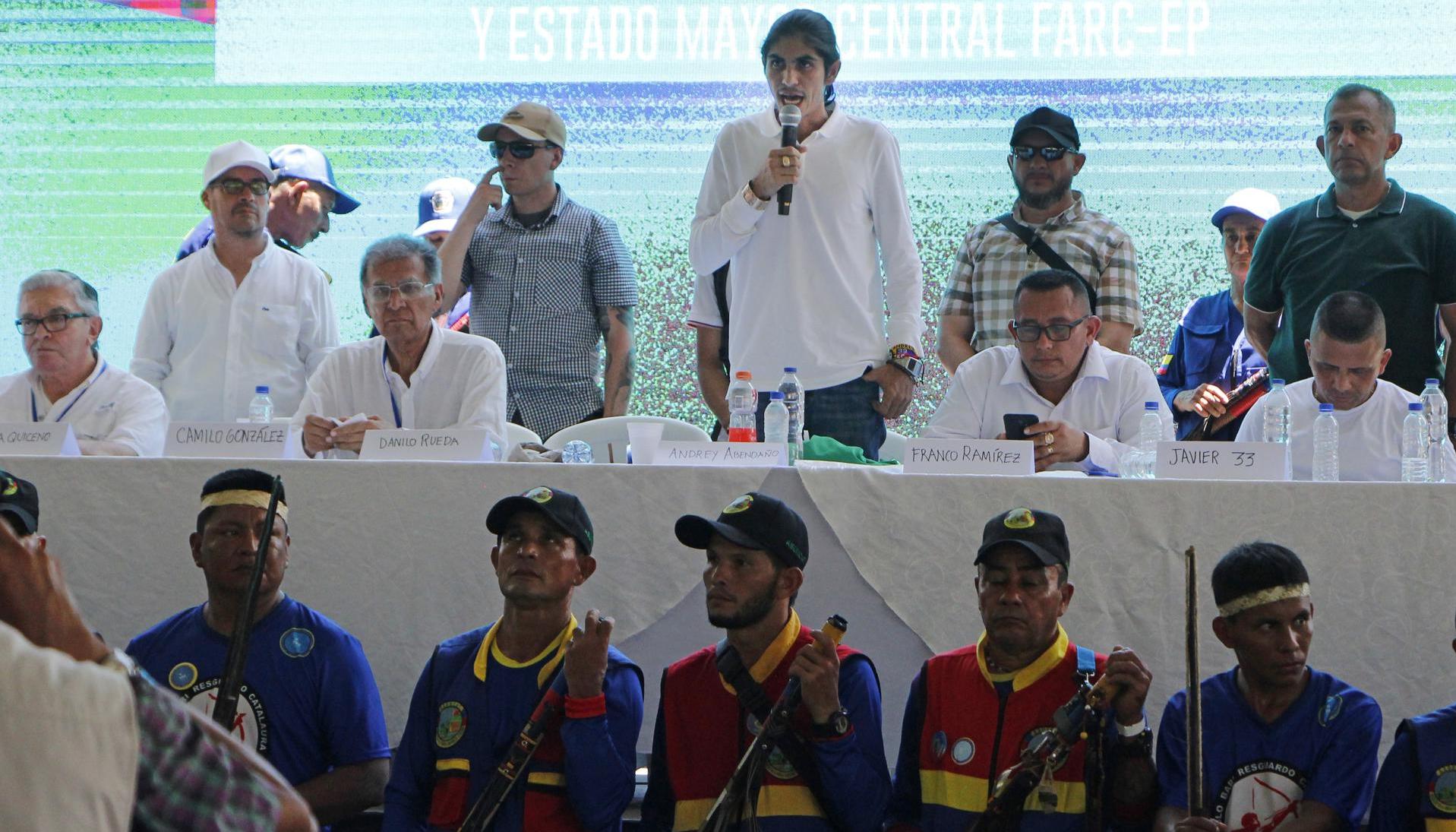 El vocero de la delegación del EMC, Andrey Avendaño en la instalación de la mesa de diálogos entre el Gobierno Nacional y las disidencias de las FARC cumplida en Tibú.