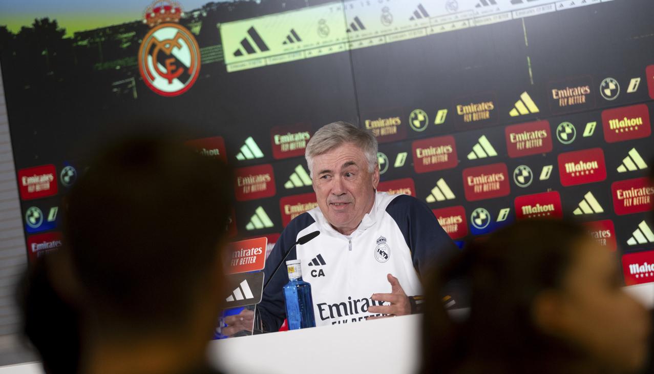 Carlo Ancelotti, entrenador del Real Madrid, en conferencia de prensa este sábado. 
