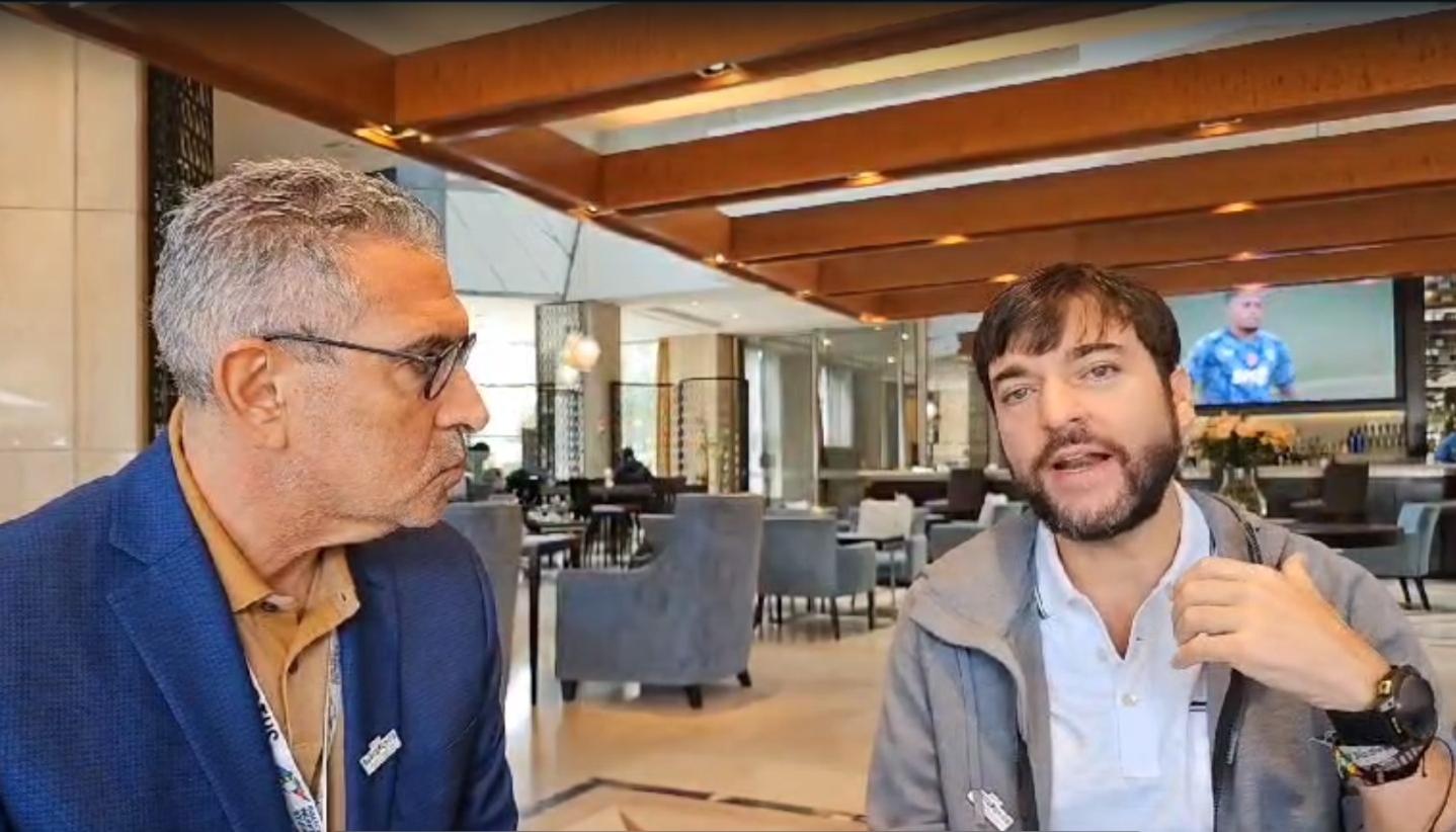 Jorge Cura y el Alcalde Jaime Pumarejo.