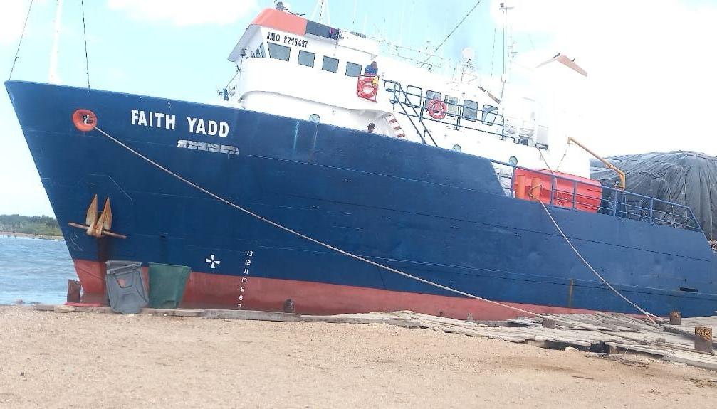 Motonave Faith Yadd, de matrícula IMO 8216497.
