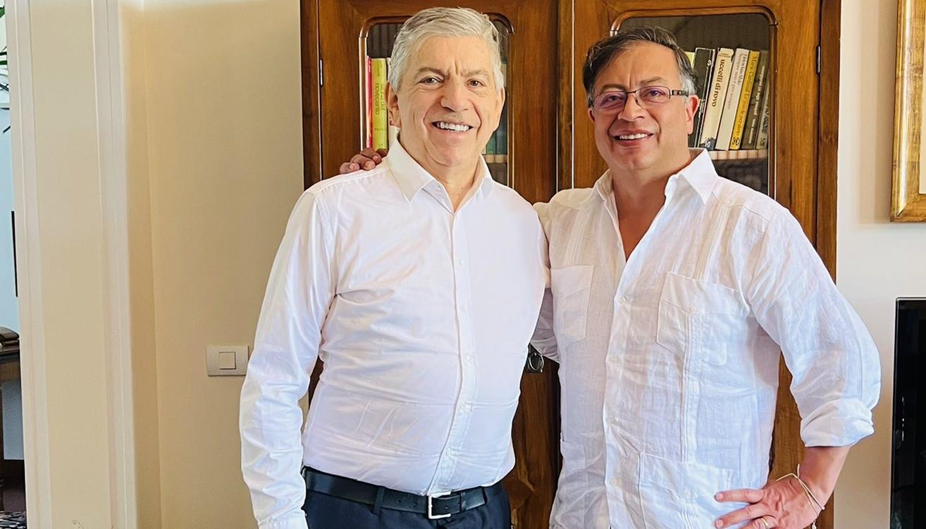 César Gaviria y Gustavo Petro.