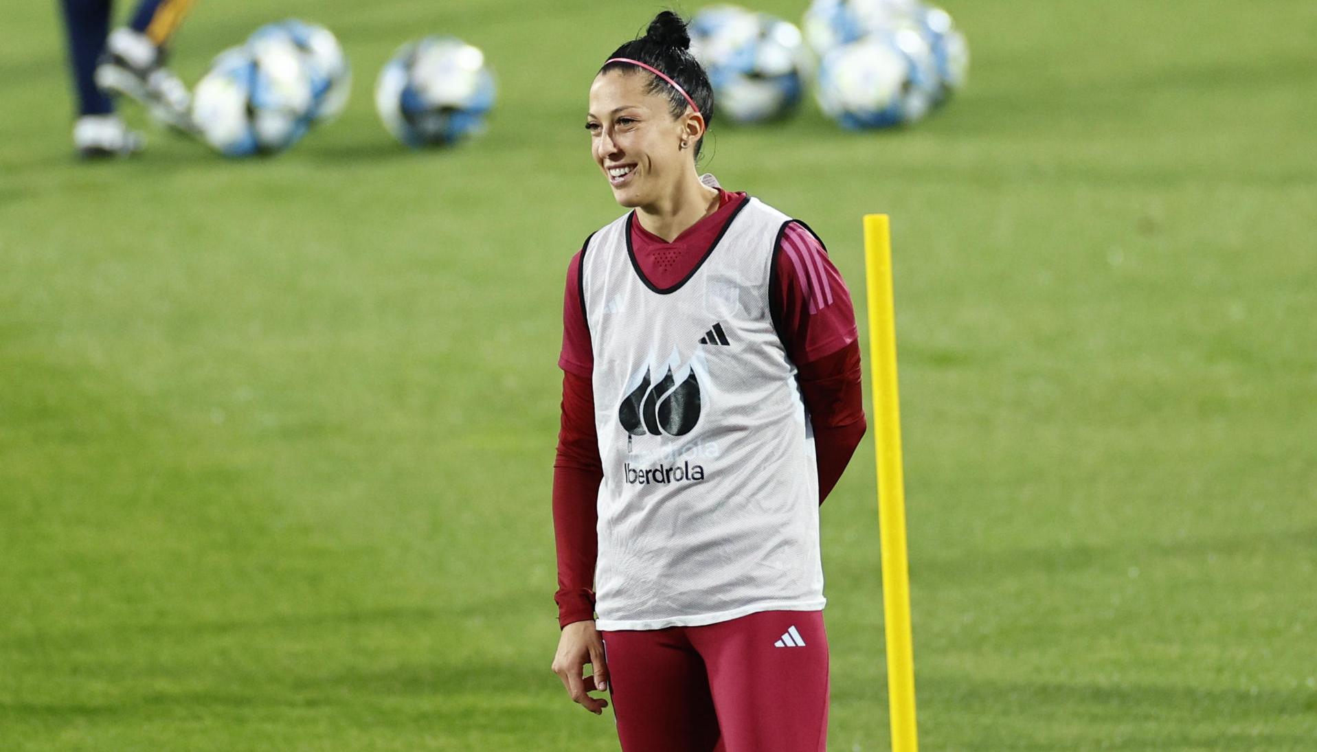 Jenni Hermoso en un entrenamiento de la selección española femenina.