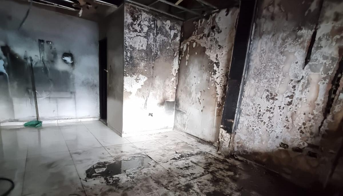 Casa incinerada en el barrio San José.