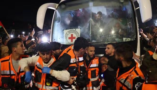 Imagen de la liberación de los presos palestinos.
