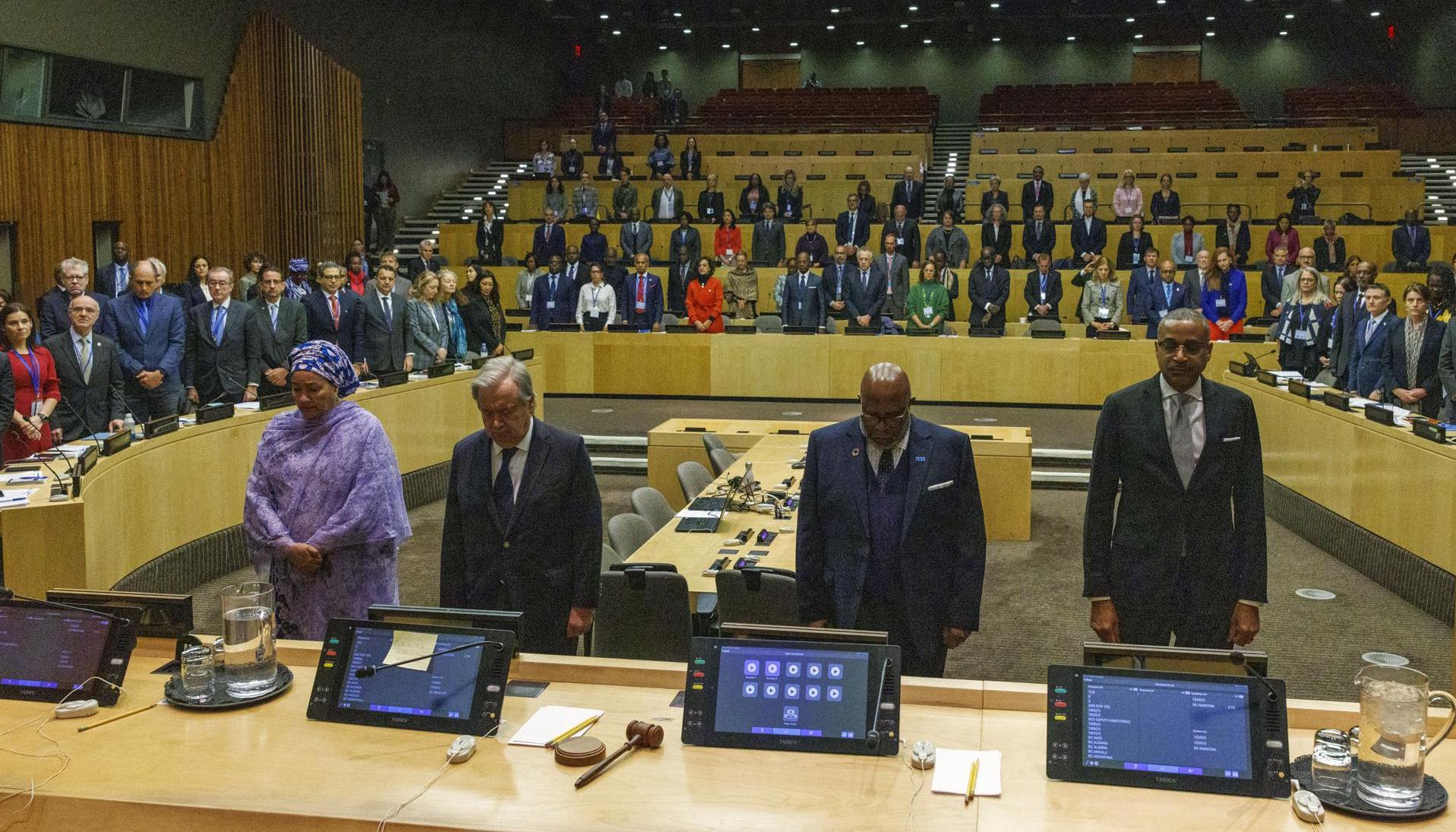 Minuto de silencio en la sede de la ONU en Nueva York por sus funcionarios muertos en Gaza