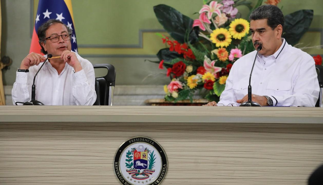 Gustavo Petro y Nicolás Maduro.