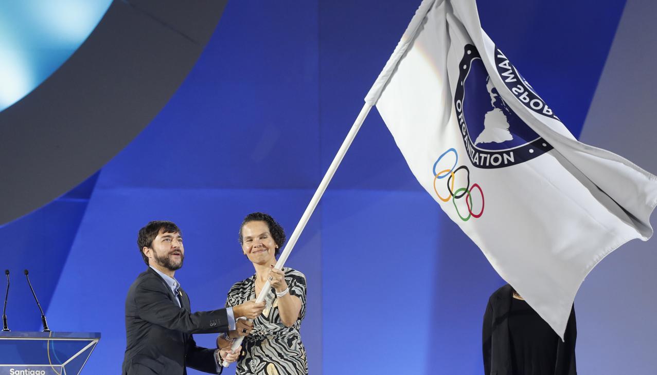 El Alcalde de Barranquilla, Jaime Pumarejo y la Ministra del Deporte, Astrid Rodríguez.