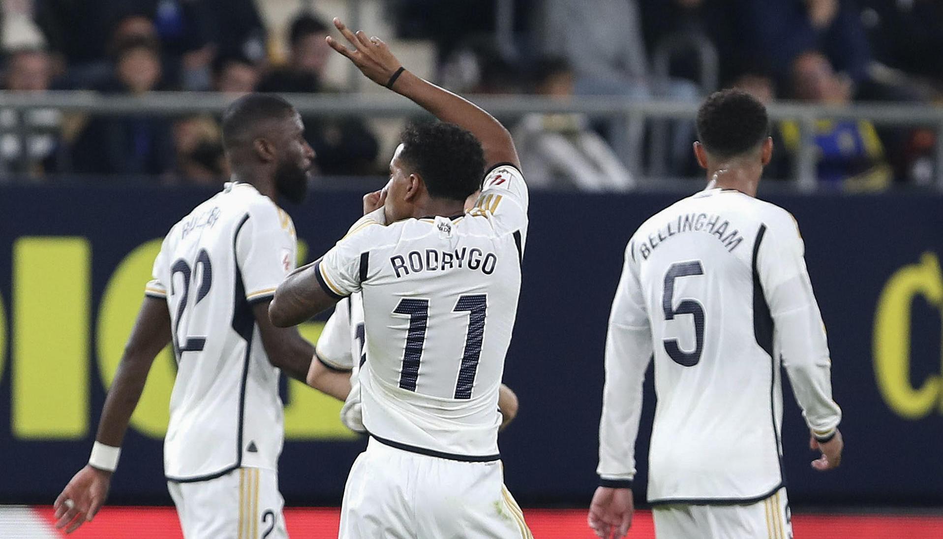 Rodrygo fue la gran figura de la noche con dos goles.