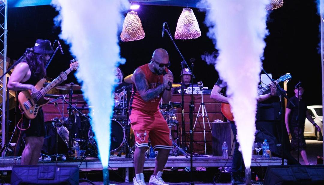 La banda 'WhiteWolf'.