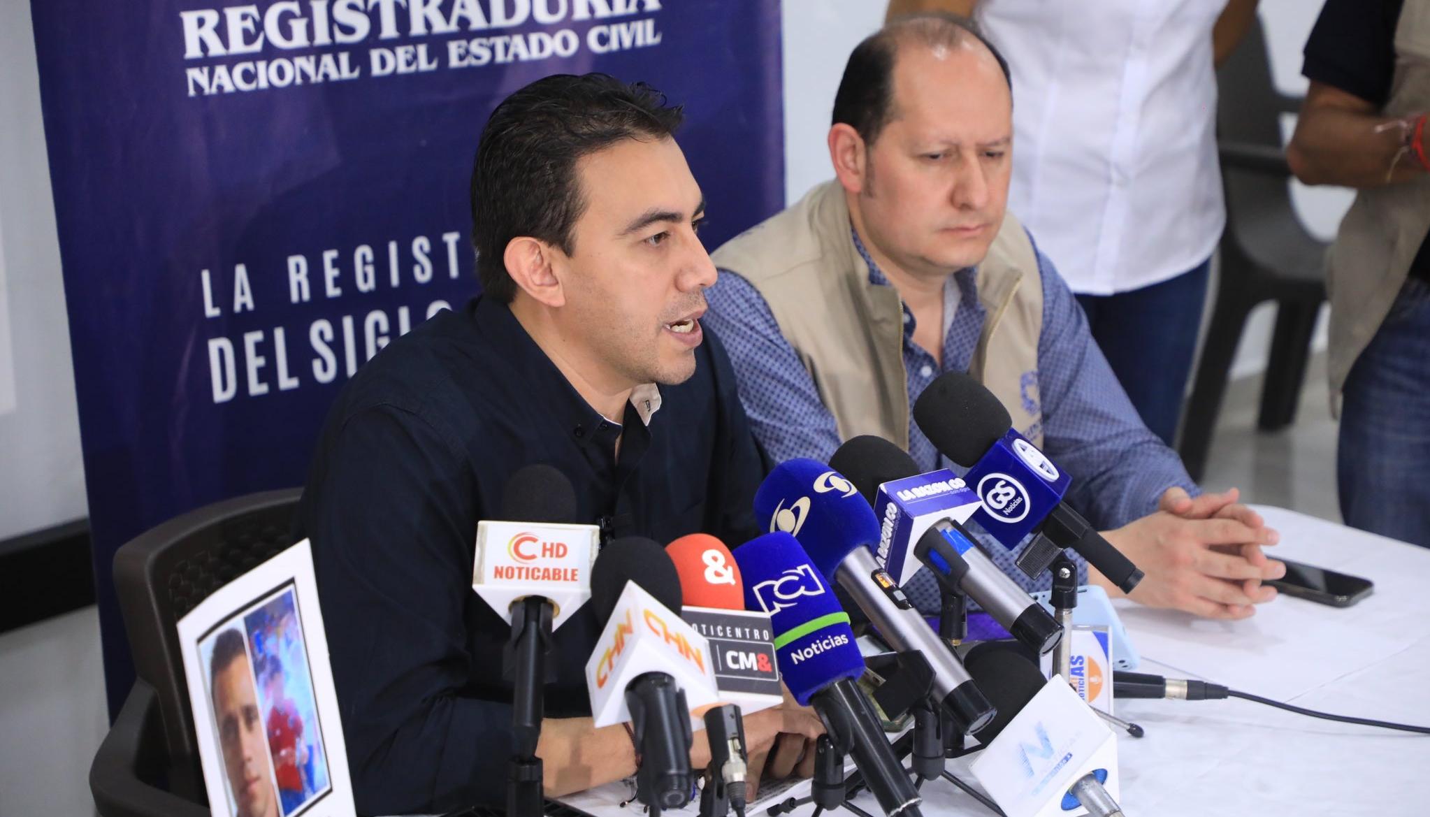 Alexander Vega Rocha, Registrador Nacional.