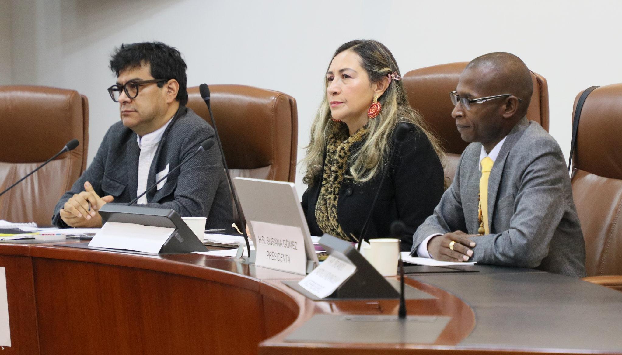 El Alto Comisionado de Paz, Danilo Rueda, en el debate de control político que le hizo la Cámara de Representantes