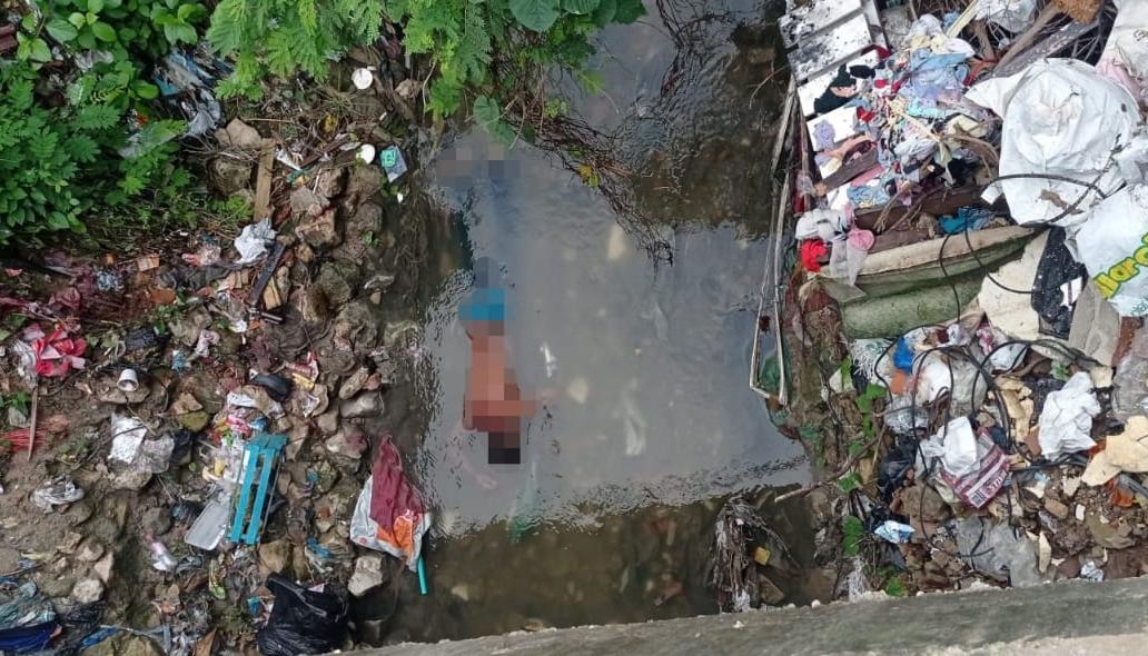 Cadáver de hombre encontrado el arroyo que atraviesa el barrio El Edén 2.000.