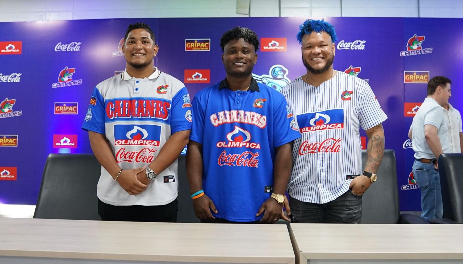 Jair Camargo, Dilson Herrera y Harold Ramírez, peloteros de los Caimanes de Barranquilla.