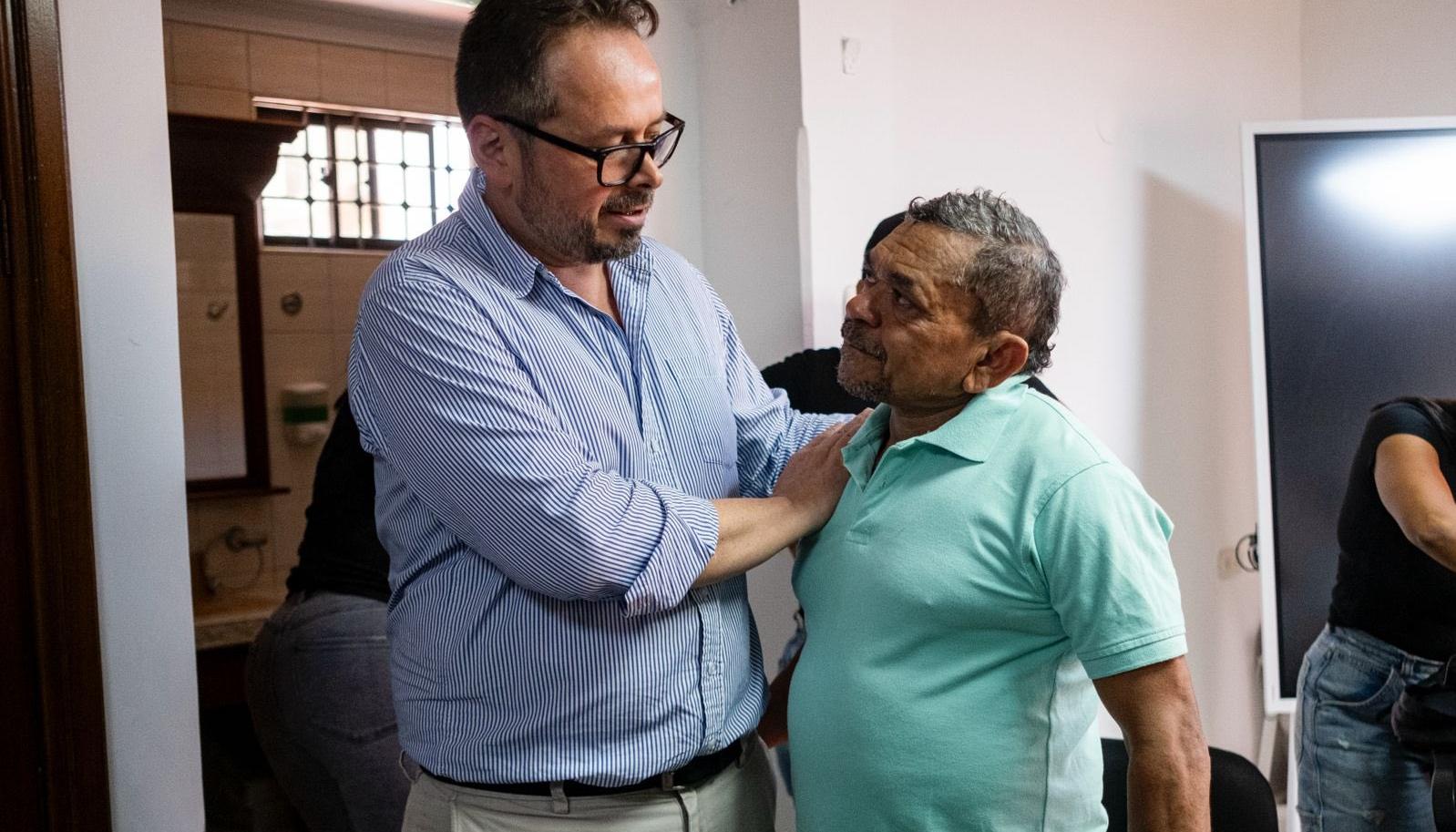 Carlos Ruiz, representante Especial del Secretario General de la ONU en Colombia, y Luis Manuel Díaz