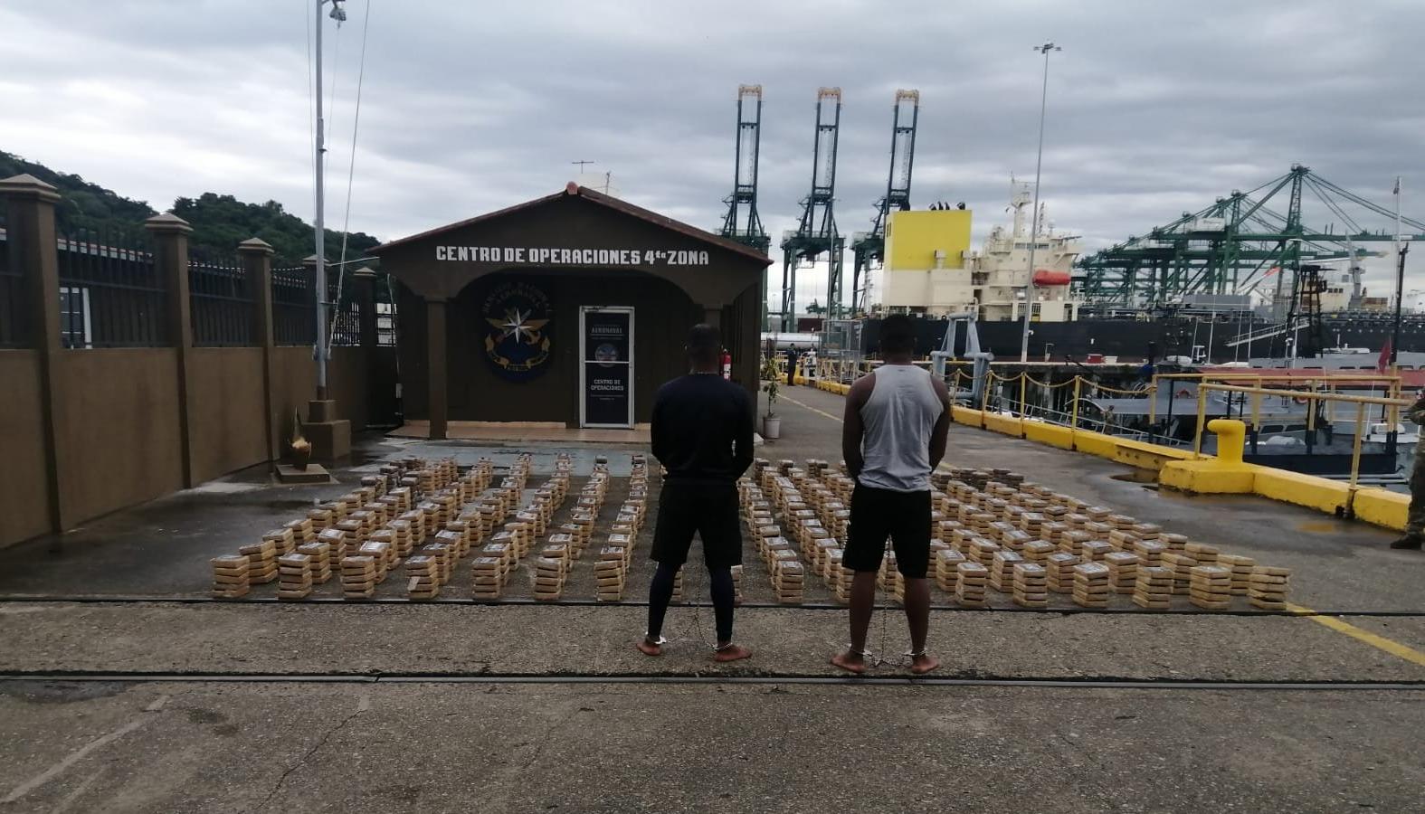 Las autoridades panameñas lograron la captura de dos colombianos en una operación antinarcótica.