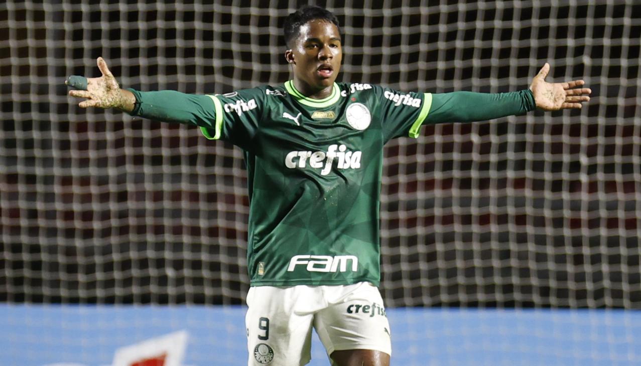 Endrick, delantero de 17 años del Palmeiras. 