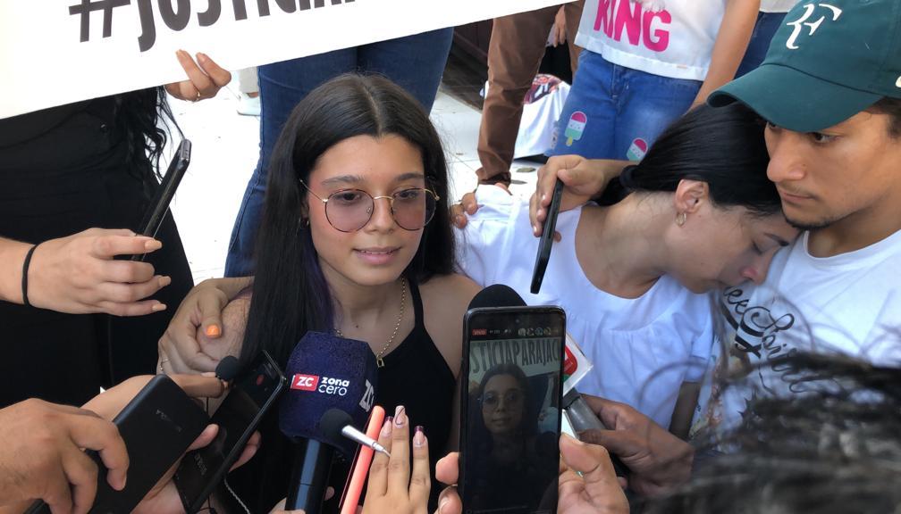 Natalia, novia del ingeniero fallecido Jack Ramírez.
