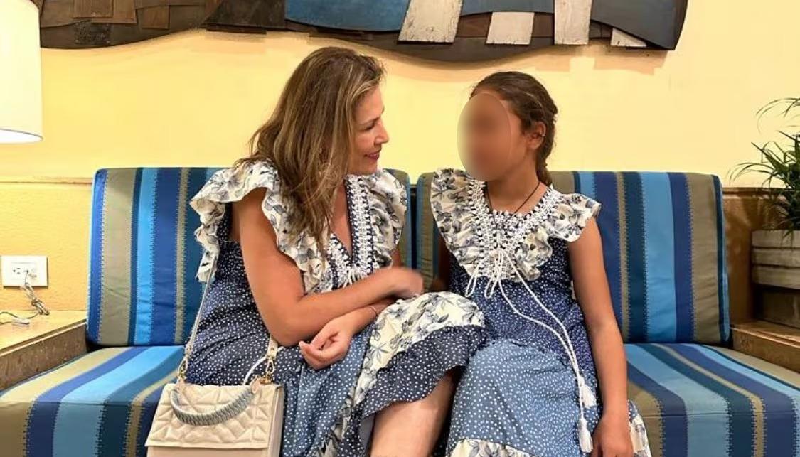 Tatiana González junto a su hija en una imagen de archivo