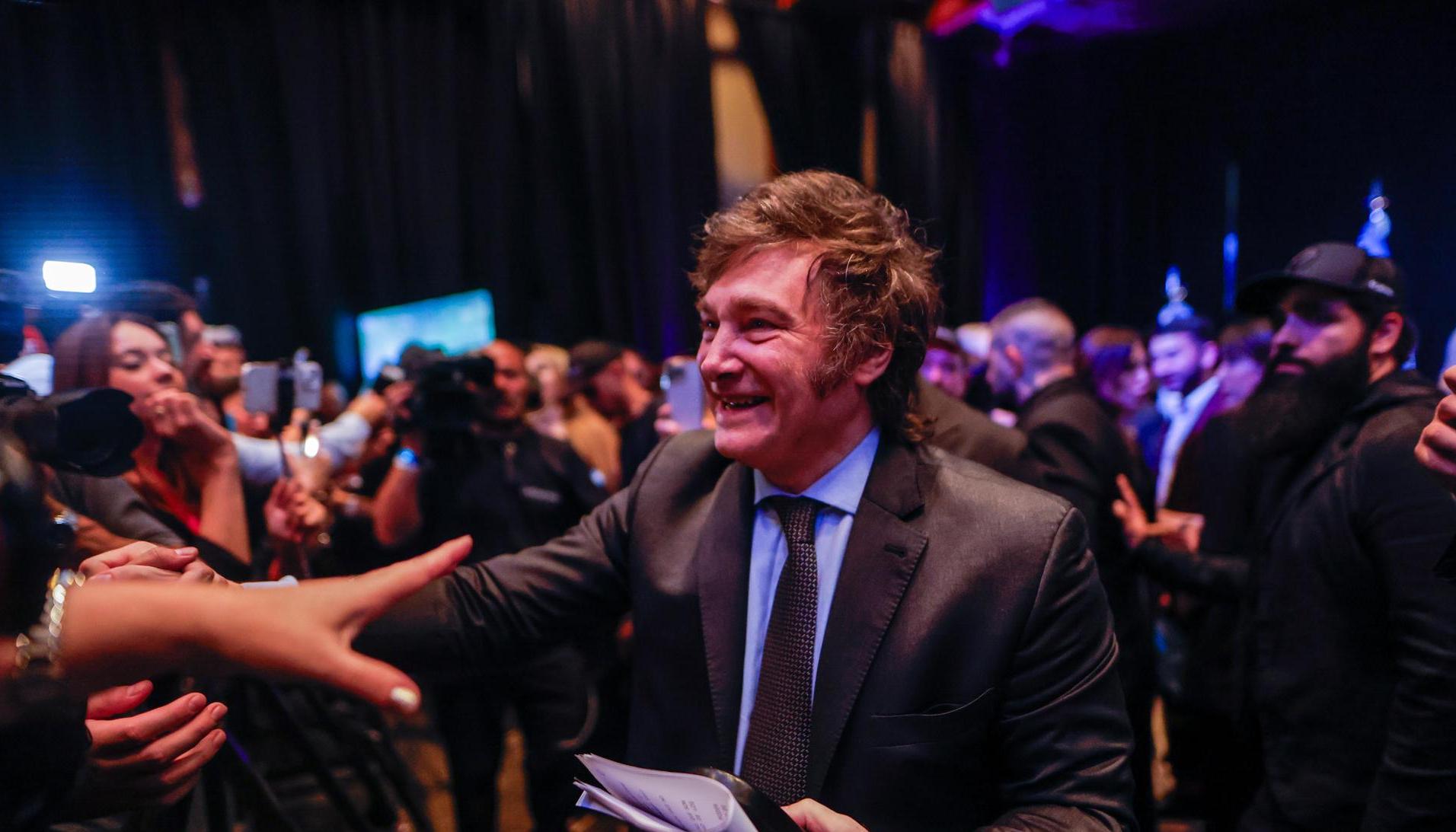 Javier Milei, minutos antes de dirigirse a los argentinos esta noche