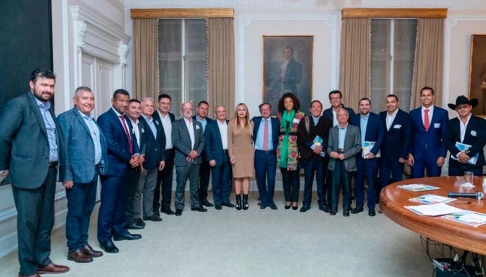 Reunión del Presidente Gustavo Petro con 14 gobernadores electos.