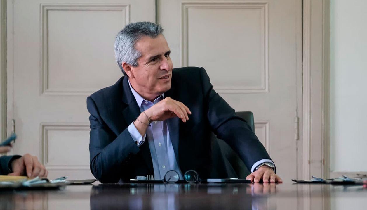 Luis Fernando Velasco, Ministro de Interior.