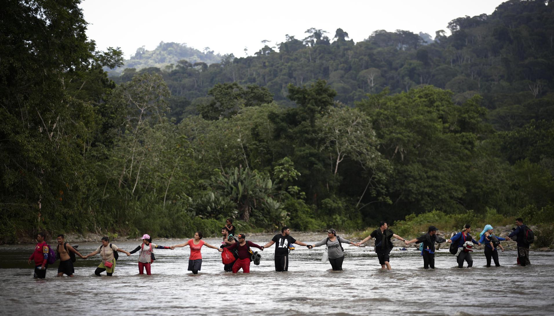 100 mil niños cruzaron el Darién.