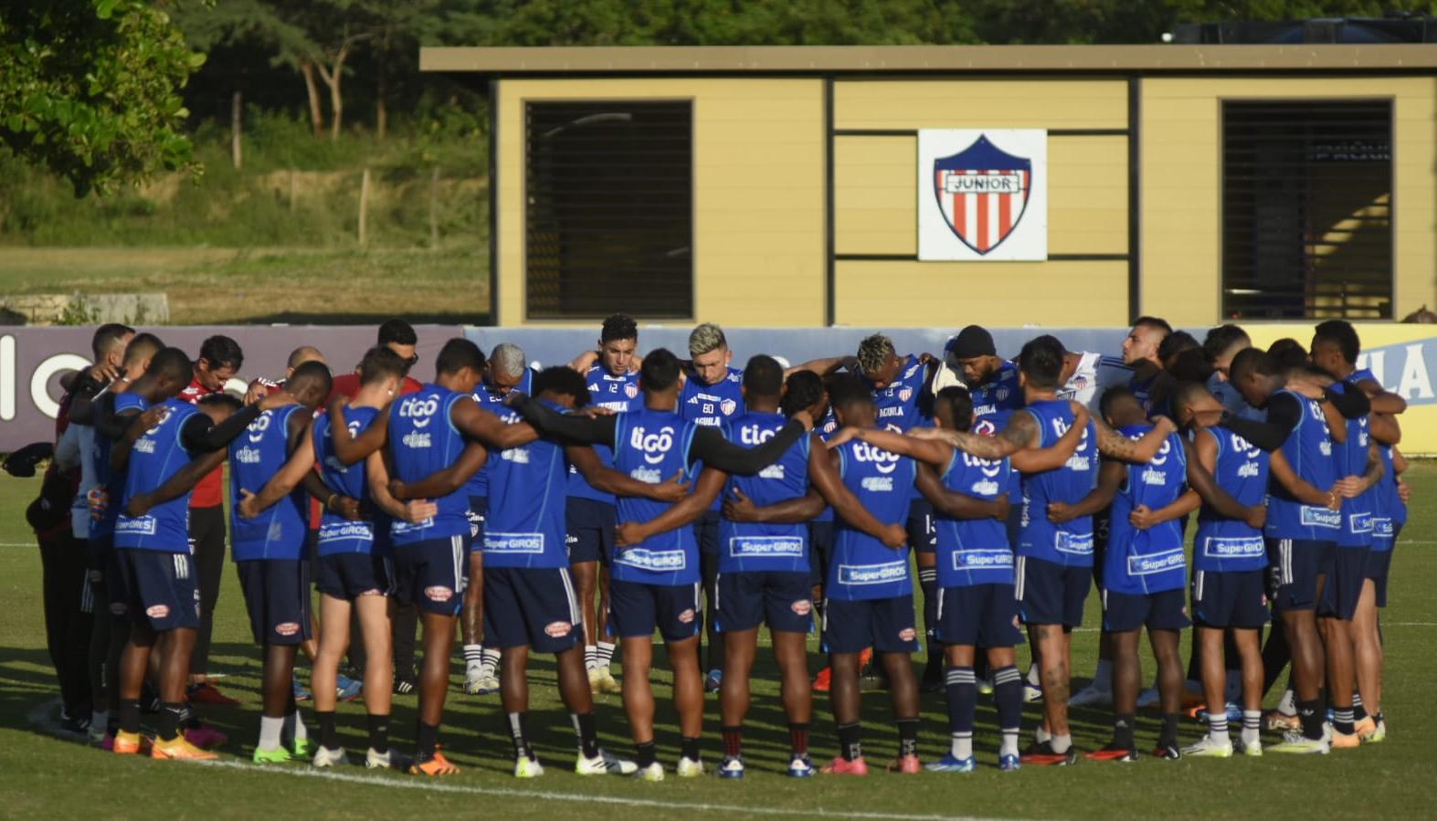 El plantel de jugadores del Junior se encuentra unido y fortalecido para lograr la victoria ante el Tolima.