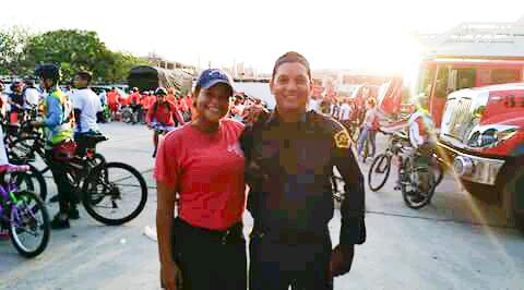 Karolay Solano, con su padre, el sargento Javier Solano (QEPD)