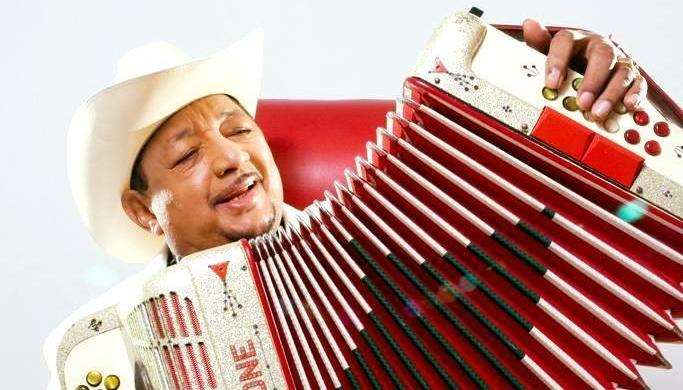 El maestro Lisandro Meza.