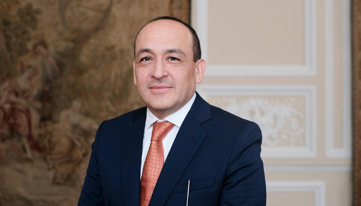 Vladimir Fernández, nuevo magistrado de la Corte Constitucional.